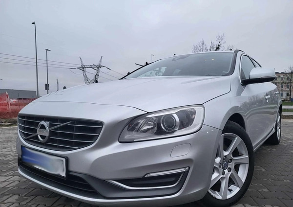 Volvo V60 cena 35900 przebieg: 270000, rok produkcji 2014 z Gołańcz małe 211